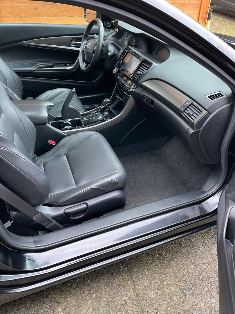 Full interior car detailing service in Pittsford and Rochester